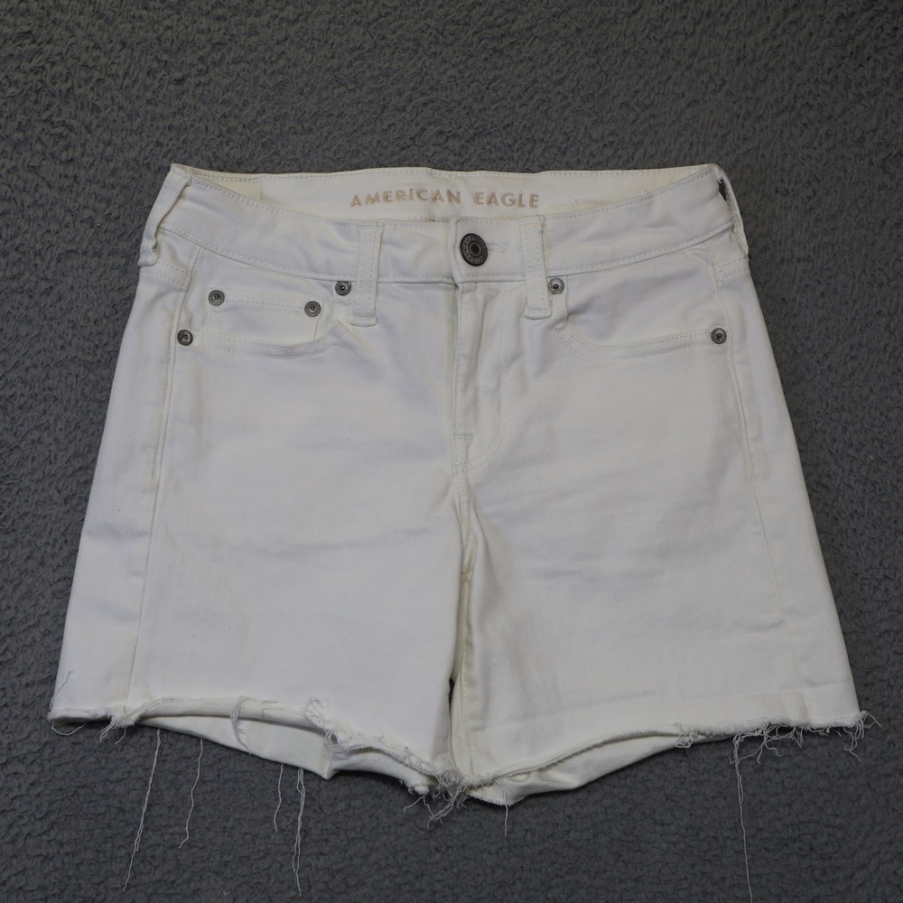 American Eagle‎ Midi White Denim Shorts Womens Size 4 Raw Hem Frayed Stretch
